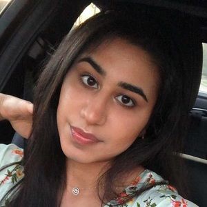 Meet your Posher, Zainab